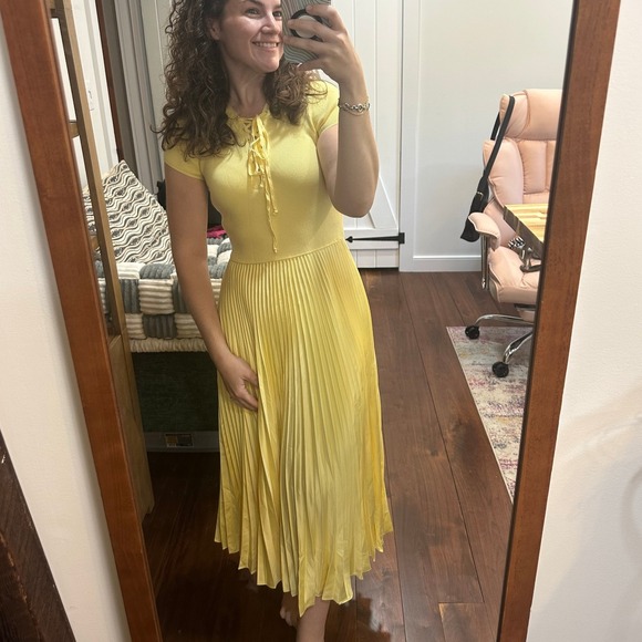 Polo Ralph Lauren Womens Dress 4 Pleat Fit Flare Short Sleeve Midi Butter Yellow - Picture 2 of 10